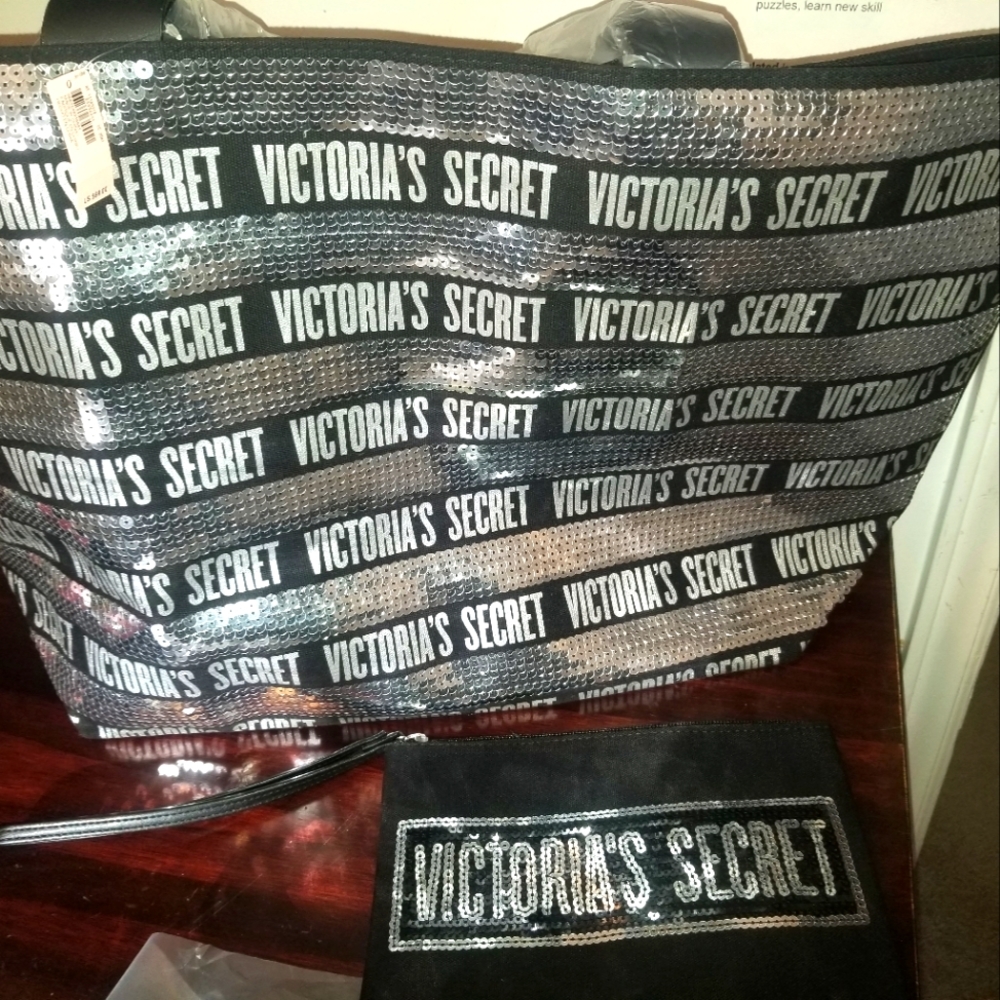 Large Victoria Secert tote& with small matching bag